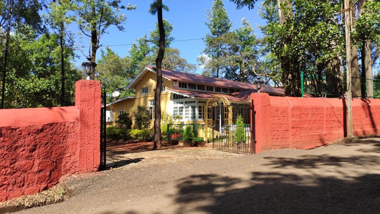 Citadel Resort Panchgani Extérieur photo
