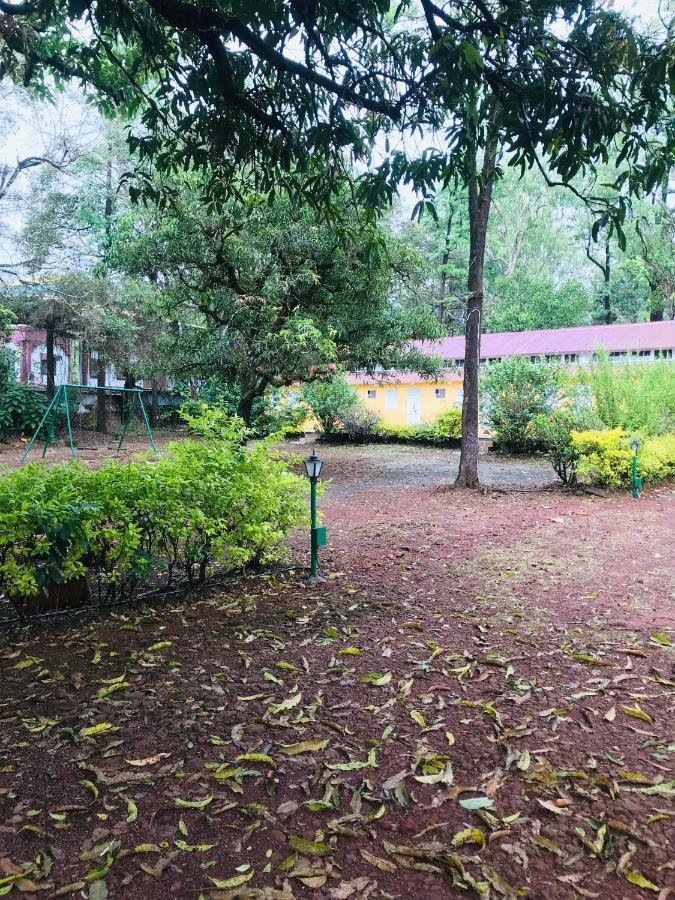 Citadel Resort Panchgani Extérieur photo